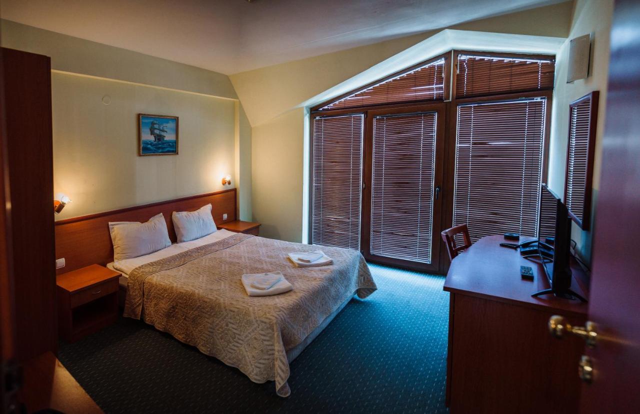Dionis Hotel Varna Ngoại thất bức ảnh